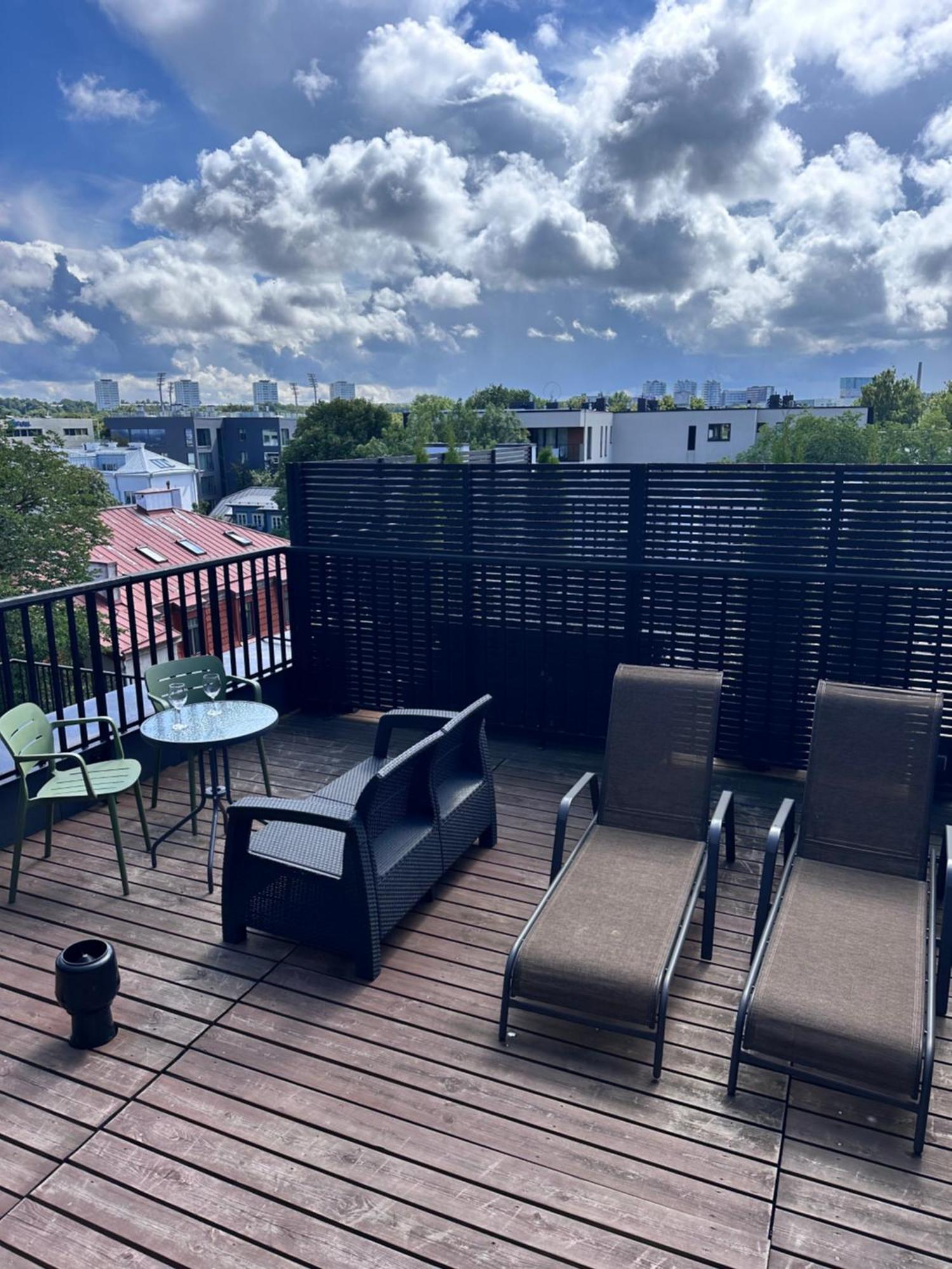 Thomas' Home - Trendy, Central & Balcony Ταλίν Εξωτερικό φωτογραφία