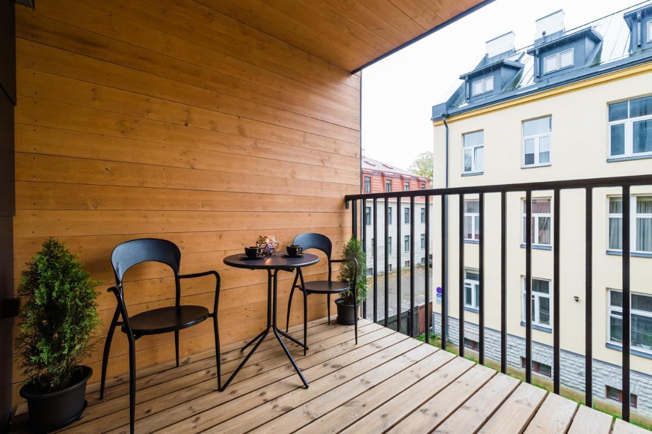 Thomas' Home - Trendy, Central & Balcony Ταλίν Εξωτερικό φωτογραφία